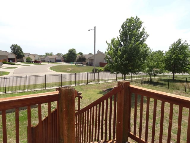 4602 E WILLOW POINT CT., Wichita, KS 67220