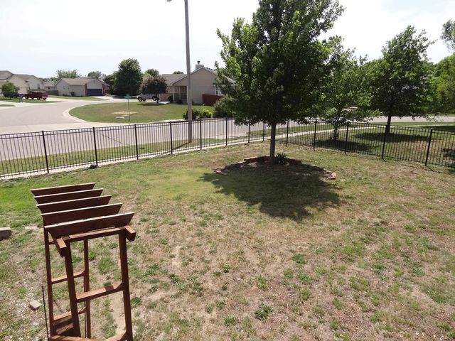 4602 E WILLOW POINT CT., Wichita, KS 67220