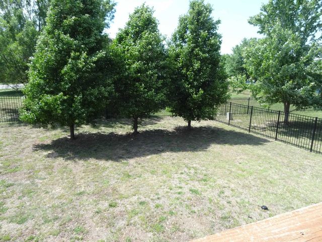4602 E WILLOW POINT CT., Wichita, KS 67220
