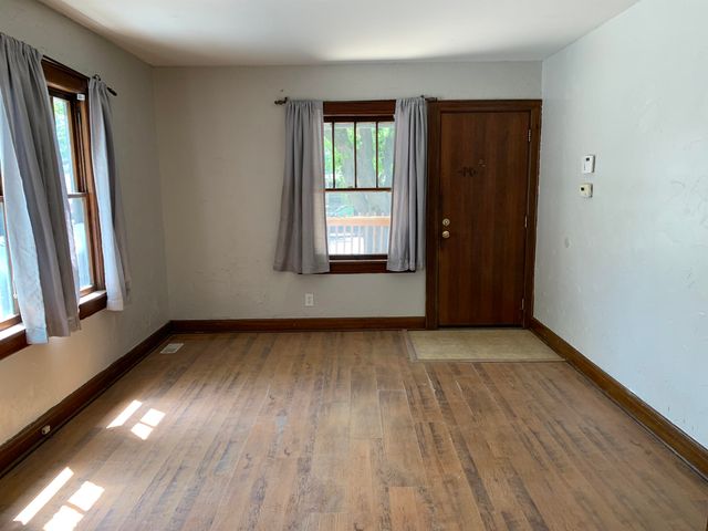 1906 S Washington Ave, Wichita, KS 67211
