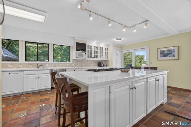 96 Ayers Point Road, Old Saybrook, CT 06475