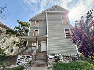 30 Putnam Street, Hartford, CT 06106
