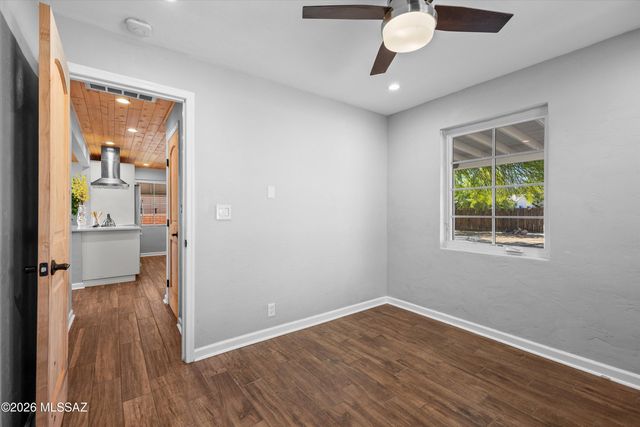 3008 E Seneca Street, Tucson, AZ 85716