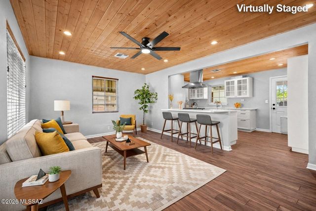 3008 E Seneca Street, Tucson, AZ 85716