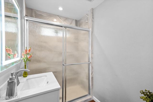 3008 E Seneca Street, Tucson, AZ 85716