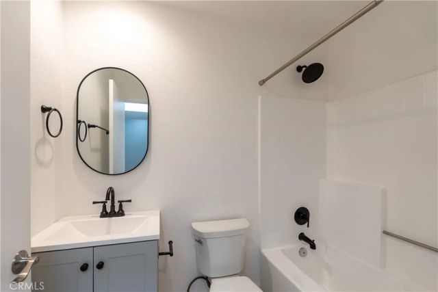 13901 Olive View 68, Sylmar, CA 91342