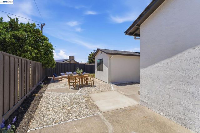 4683 De Silva St., Fremont, CA 94538