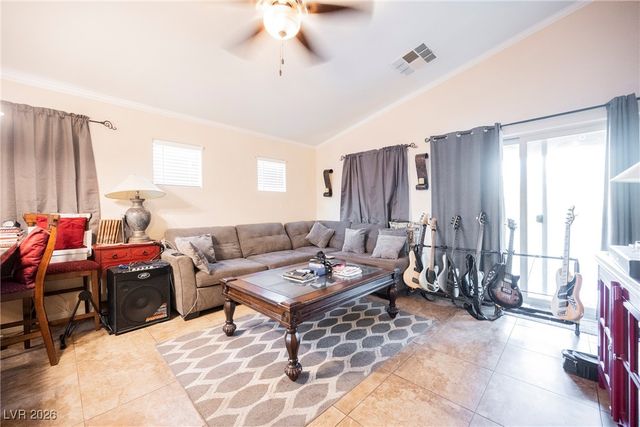 3490 Old Course Street, Las Vegas, NV 89122