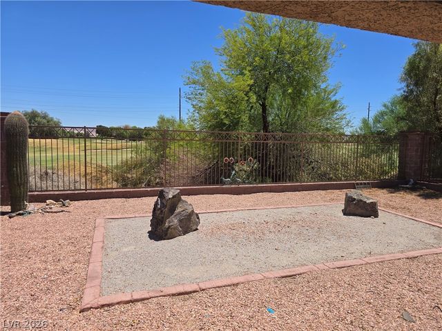 3490 Old Course Street, Las Vegas, NV 89122