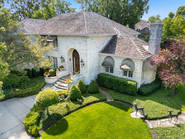 2257 Hidden Creek Court, Lisle, IL 60532