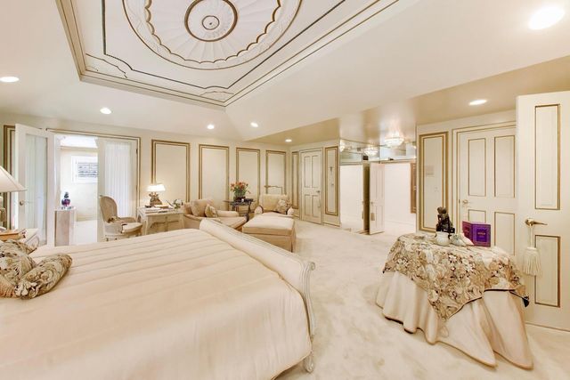 2257 Hidden Creek Court, Lisle, IL 60532