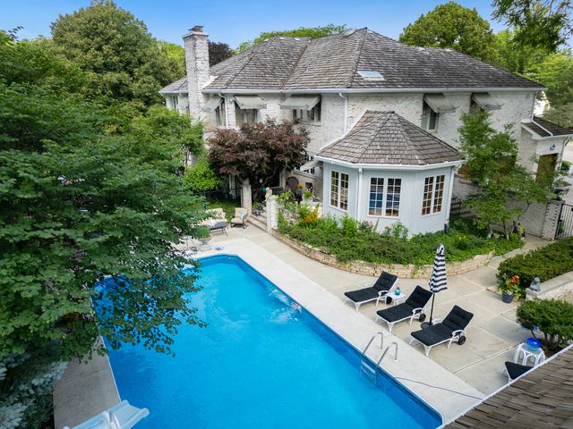 2257 Hidden Creek Court, Lisle, IL 60532