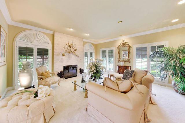 2257 Hidden Creek Court, Lisle, IL 60532