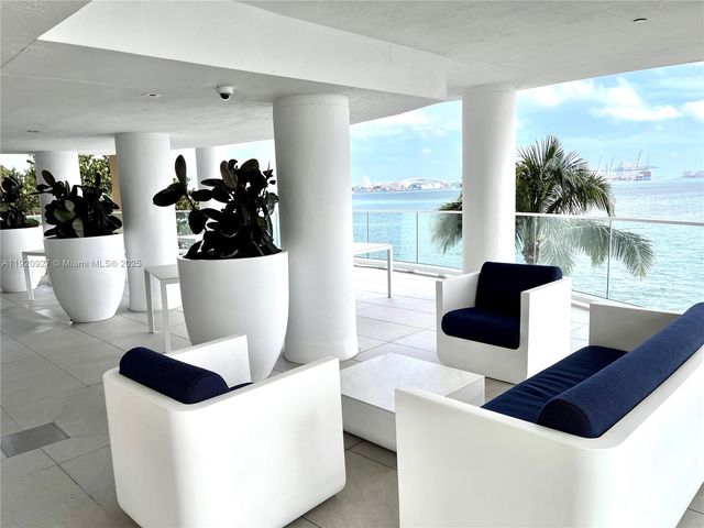 770 Claughton Island Dr 1405, Miami, FL 33131