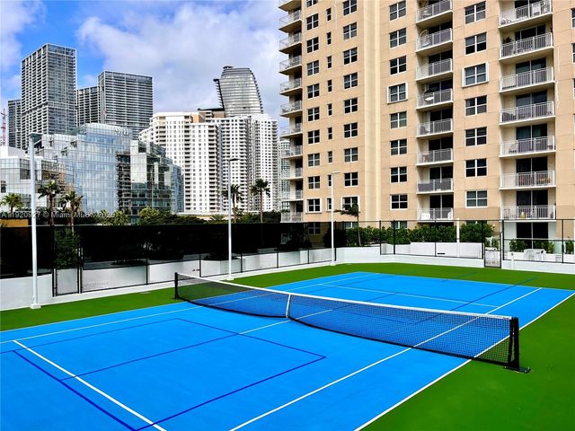 770 Claughton Island Dr 1405, Miami, FL 33131