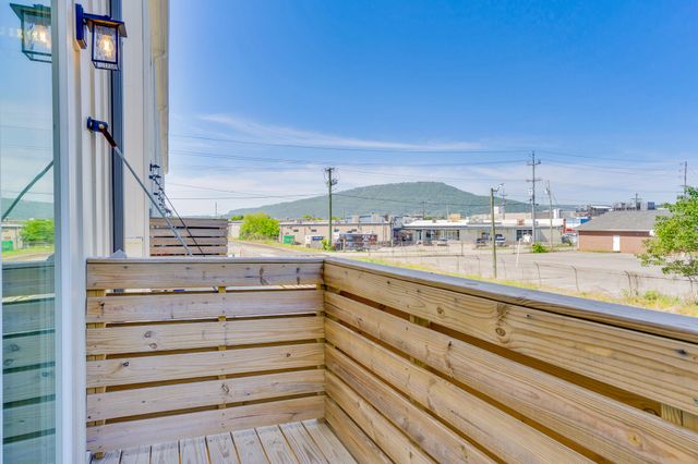 1641 Adams Street, Chattanooga, TN 37408