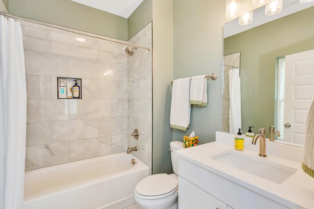 1641 Adams Street, Chattanooga, TN 37408