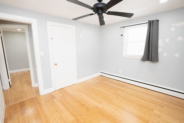 562 Tremont St, Taunton, MA 02780