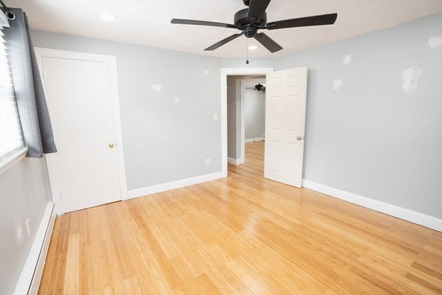 562 Tremont St, Taunton, MA 02780