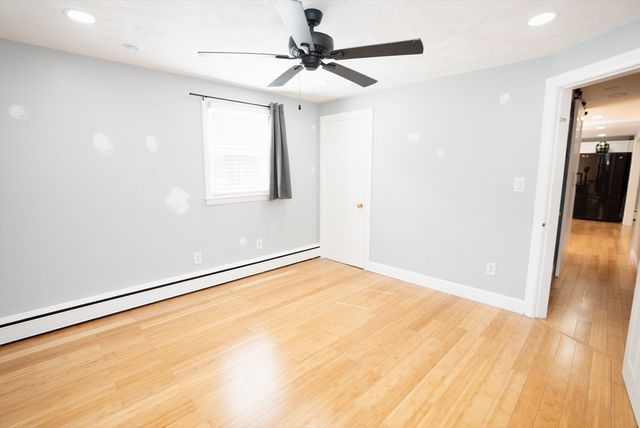 562 Tremont St, Taunton, MA 02780