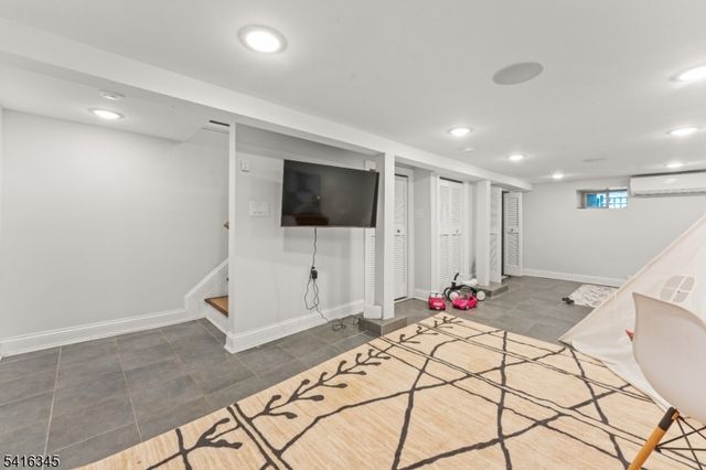 5 W 19Th St, Weehawken Twp., NJ 07086