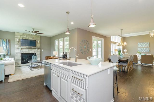 1 TBB Durham II @ Wyndemere Addition, St Louis, MO 63131