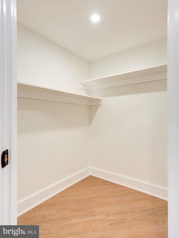 437 MEMPHIS ST, Philadelphia, PA 19125