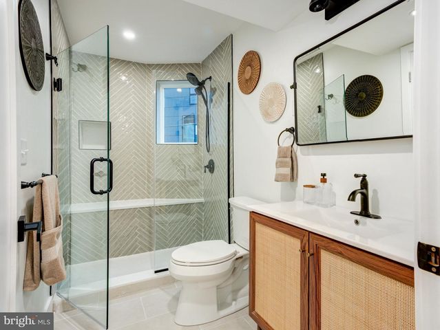 437 MEMPHIS ST, Philadelphia, PA 19125