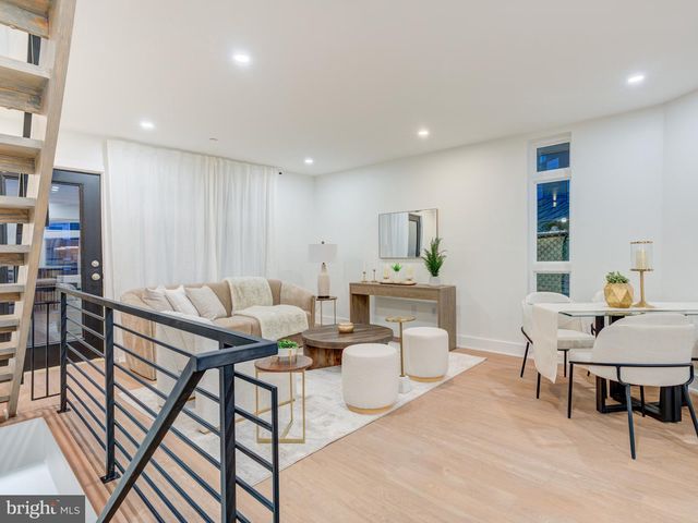 437 MEMPHIS ST, Philadelphia, PA 19125