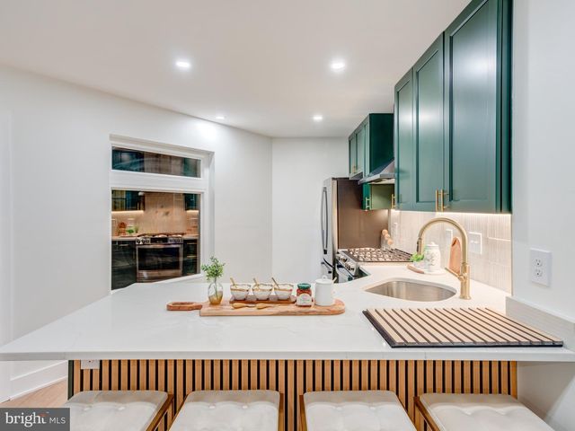 437 MEMPHIS ST, Philadelphia, PA 19125