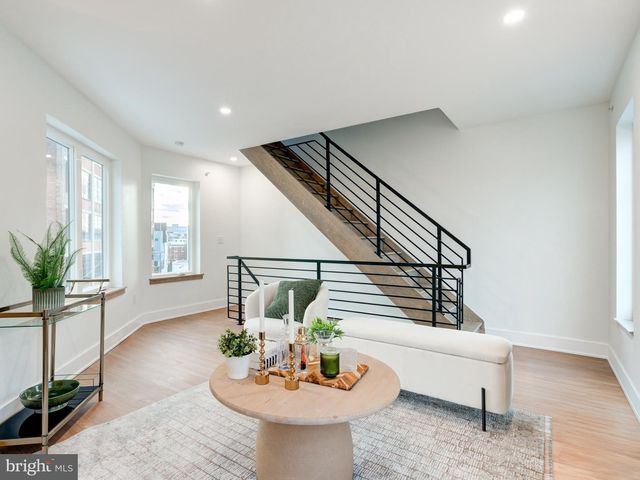 437 MEMPHIS ST, Philadelphia, PA 19125