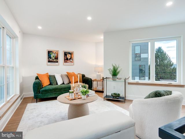 437 MEMPHIS ST, Philadelphia, PA 19125