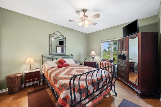 989 N Fm 55, Barry, TX 75102
