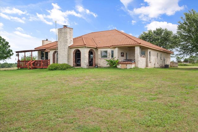 989 N Fm 55, Barry, TX 75102