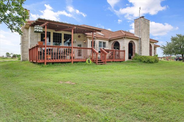 989 N Fm 55, Barry, TX 75102