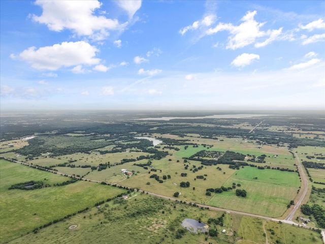 989 N Fm 55, Barry, TX 75102