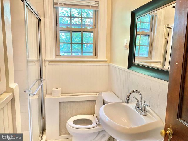 1200 S CLEVELAND ST, Arlington, VA 22204
