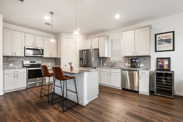 8204 Prairie Rye DR, Lago Vista, TX 78645