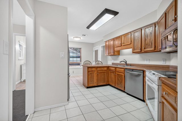 507 Matthew Street, Niceville, FL 32578