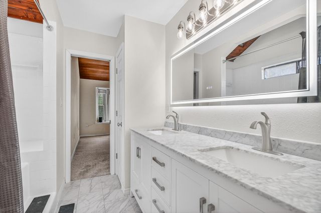 507 Matthew Street, Niceville, FL 32578