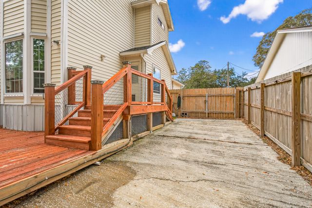 507 Matthew Street, Niceville, FL 32578