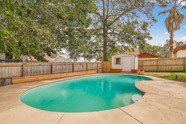 507 Matthew Street, Niceville, FL 32578