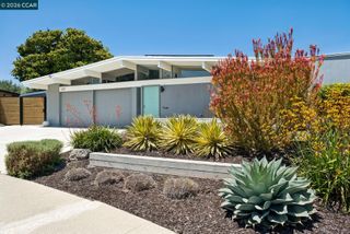 1237 -1239 Lancashire Dr, Concord, CA 94518