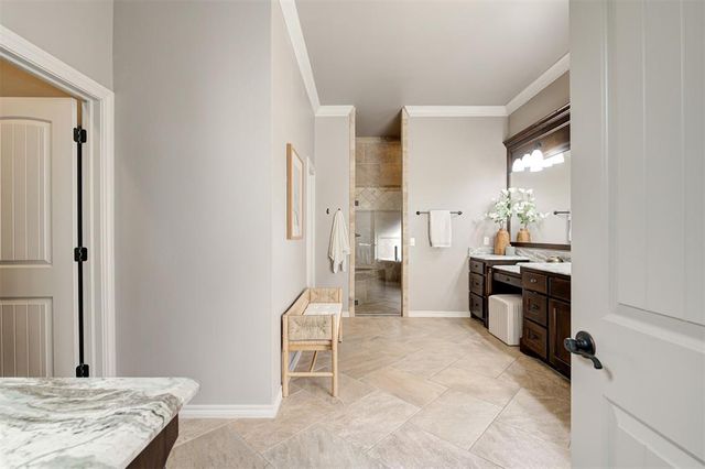 15304 Old Lake Lane, Edmond, OK 73013