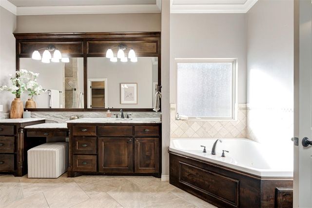 15304 Old Lake Lane, Edmond, OK 73013