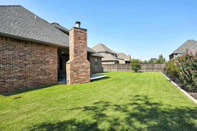 15304 Old Lake Lane, Edmond, OK 73013