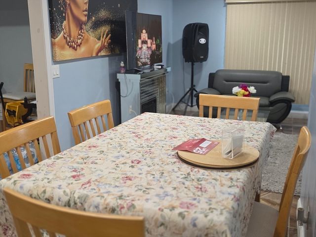 15 Wachusetts Rd, Brockton, MA 02302