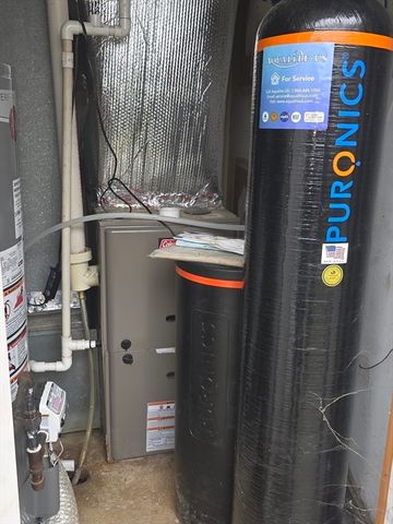 15 Wachusetts Rd, Brockton, MA 02302