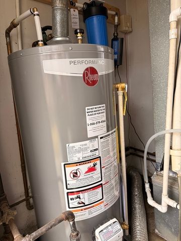 15 Wachusetts Rd, Brockton, MA 02302