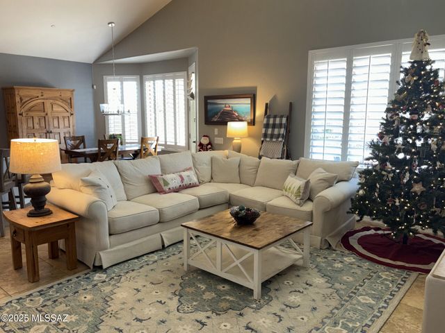 8552 N Moonfire Drive, Tucson, AZ 85743